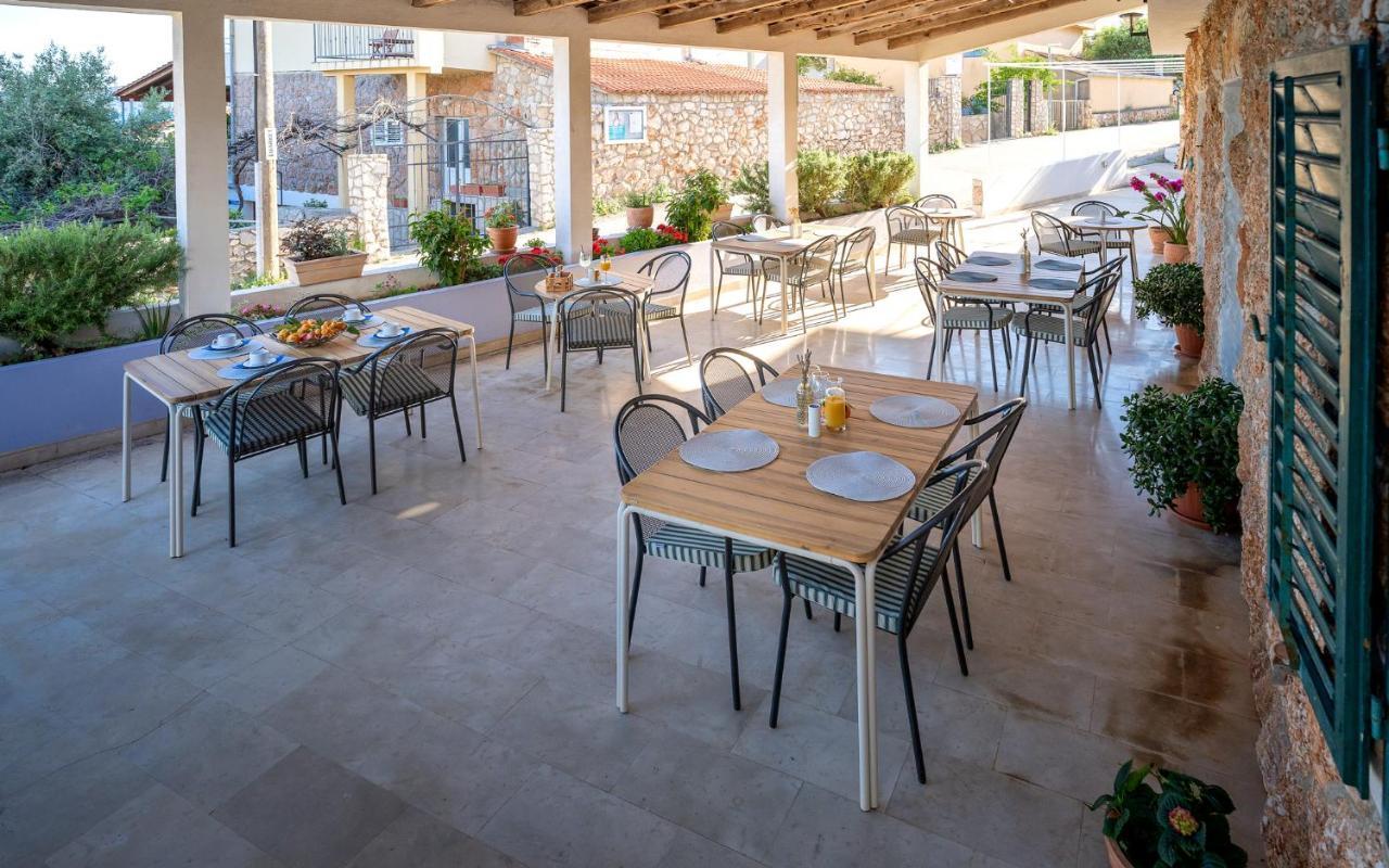 Bed & Breakfast Pansion Jakas 3*